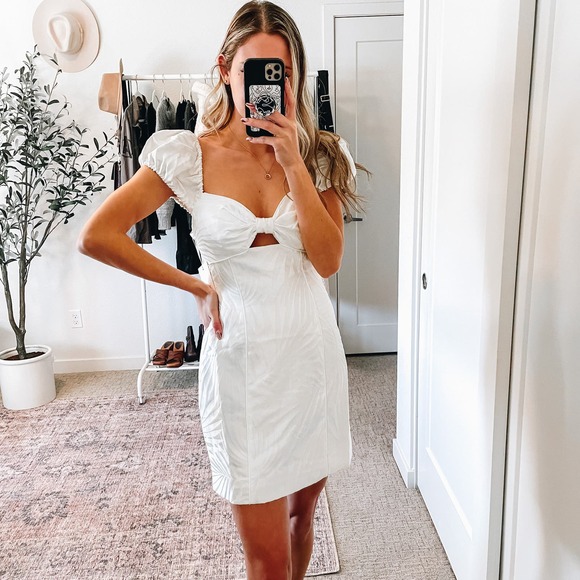 SIGNIFICANT OTHER Celia White Embroidered Palm Puff Sleeve Mini Dress - Picture 1 of 11